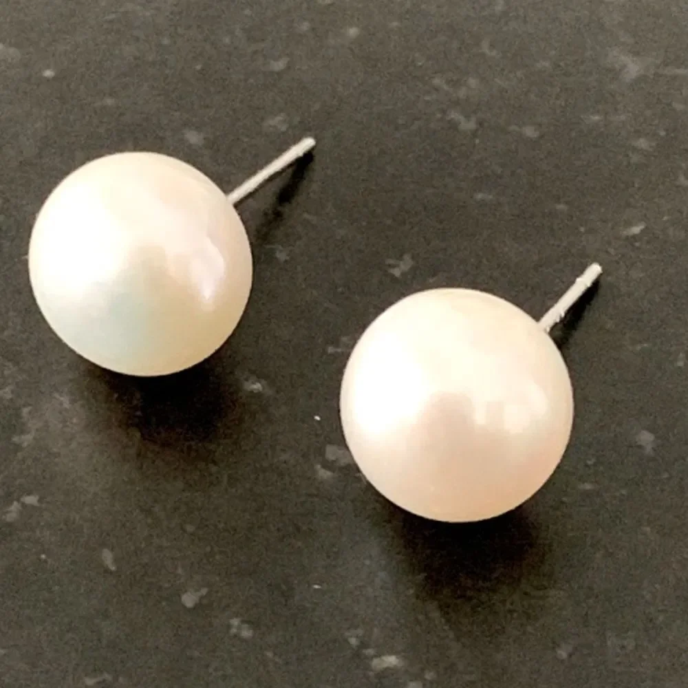 Men’s Large Freshwater Pearl Stud Earrings Silver Tone - 9-10mm